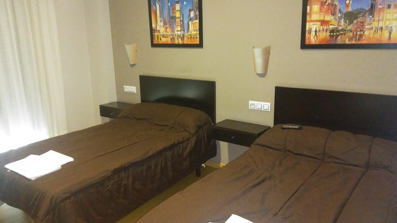 Hostal Restaurante Vial Ourense Extérieur photo