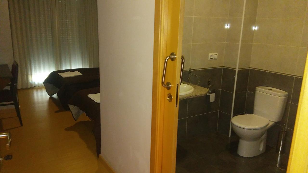 Hostal Restaurante Vial Ourense Extérieur photo